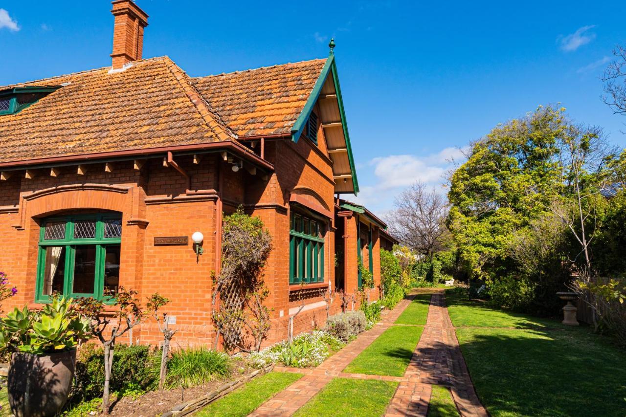 Buxton Manor Bed & Breakfast Adelaide Exterior photo